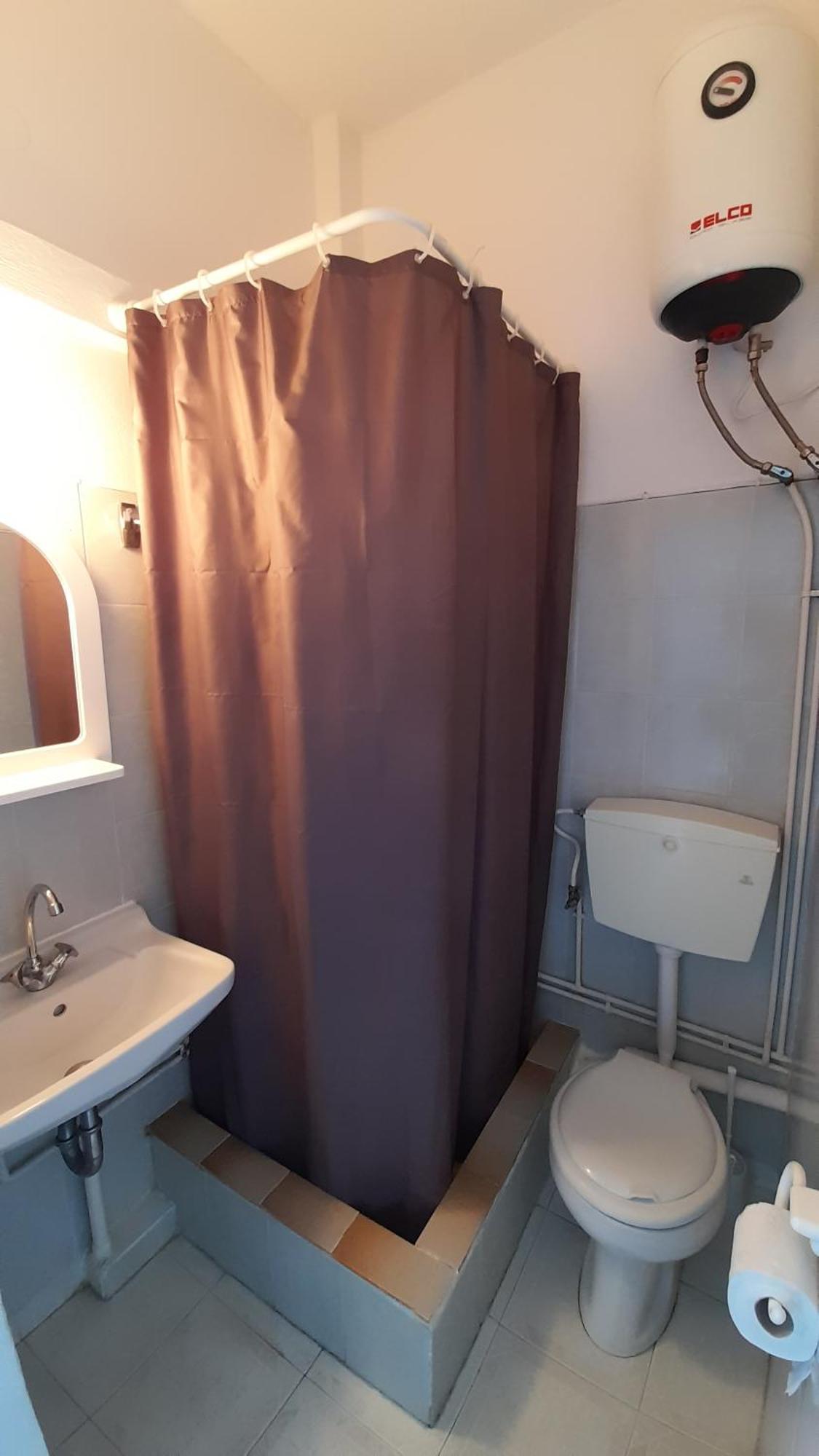 Thalassino Ageri Gialiskari  Ruang foto